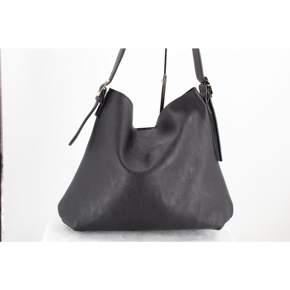 Universal Thread™ Faux Leather Hobo Shoulder Bag – Black